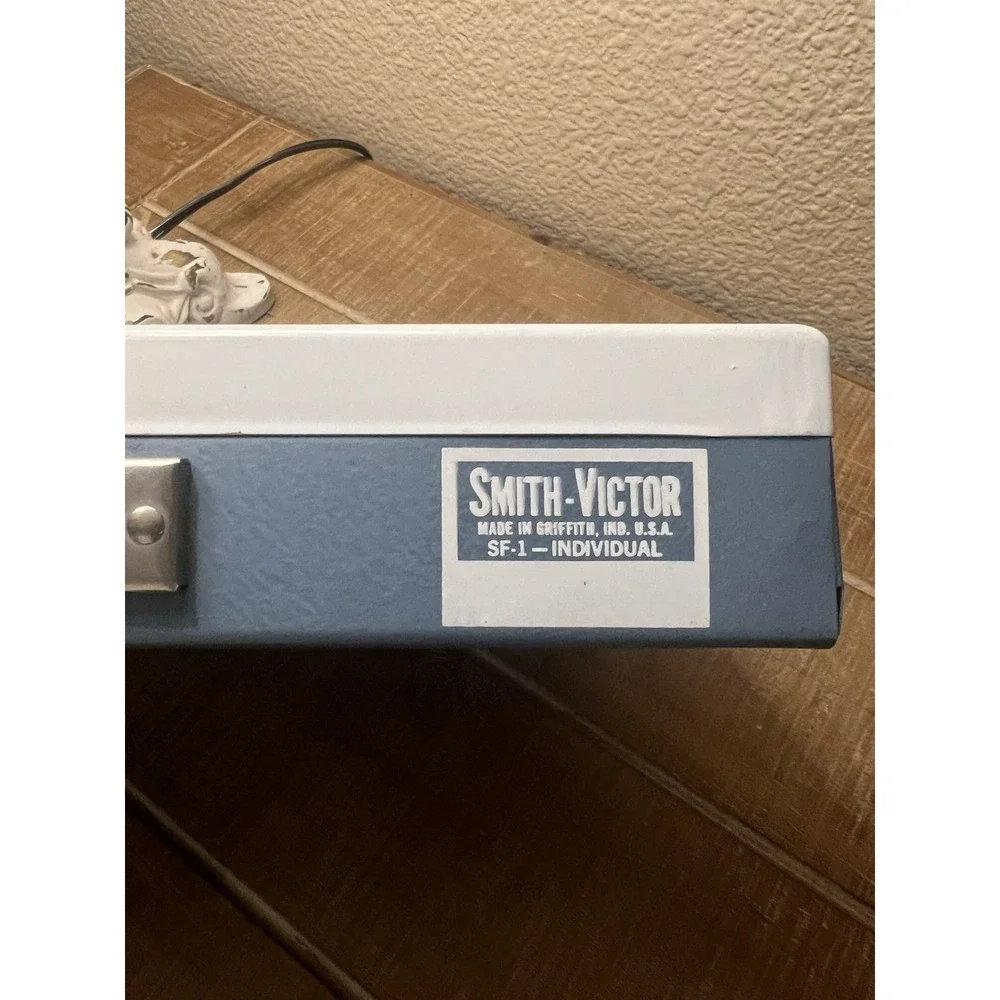 Smith-Victor SF-1 Individual Hard Carrying Case, Universal Compatible